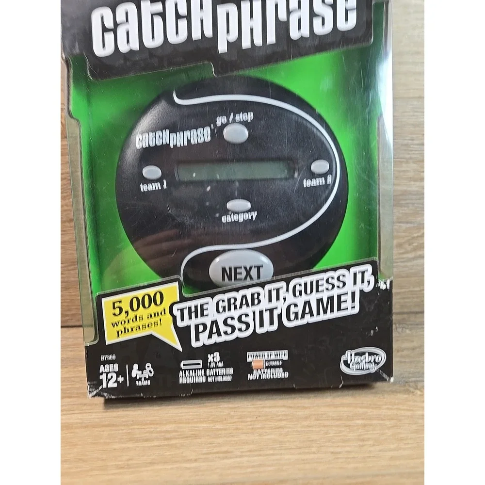 Catch Phrase Handheld Electronic Game Hasbro Black & Gray Brand New Sealed